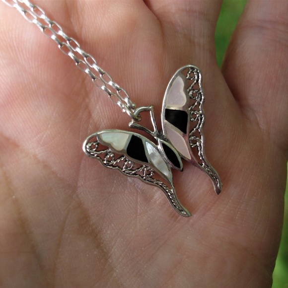 Mother of pearl sterling butterfly necklace NWOT - Picture 6 of 6
